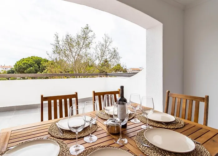 Excellent Oura Apartment Albufeira