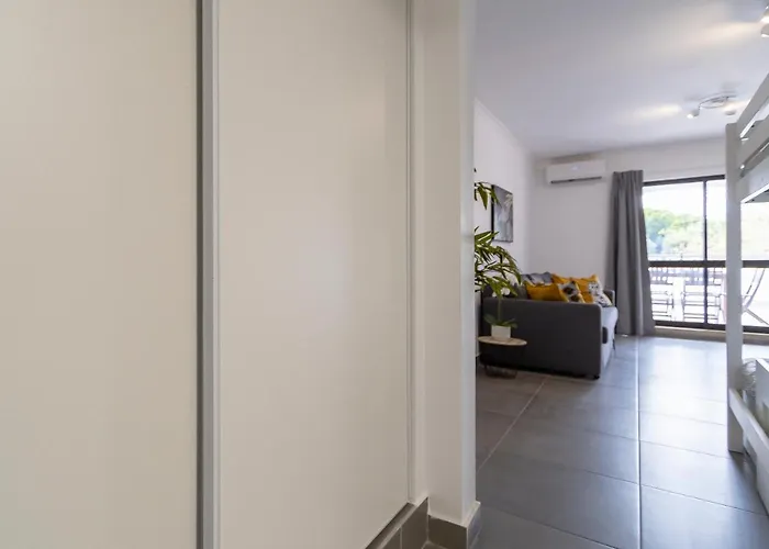 Excellent Oura Apartment Albufeira