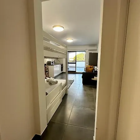 Excellent Oura Албуфейра